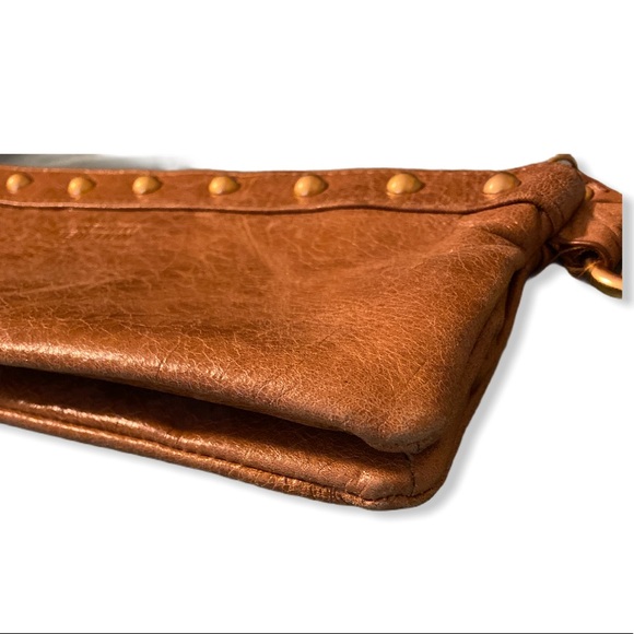 Kenneth Cole Reaction Wristlet - Picture 3 of 11